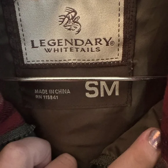 Olive Legendary Whitetails Women's Quilted Toggle Puffer Vest - Picture 6 of 8